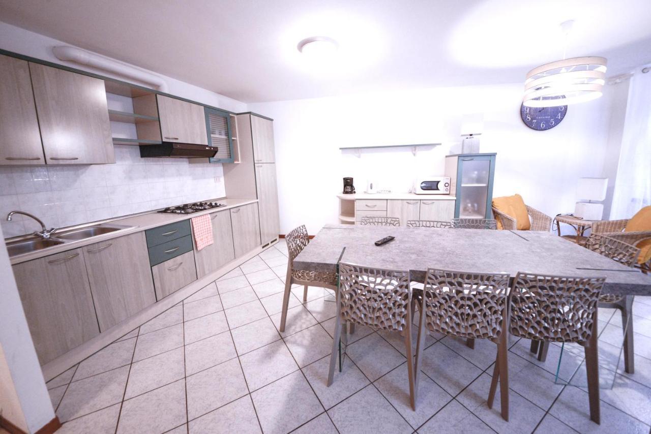 1Dest - Best Location Riva del Garda Bagian luar foto