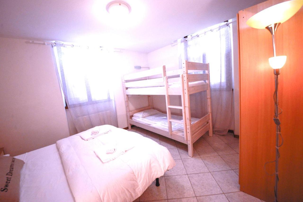 1Dest - Best Location Riva del Garda Bagian luar foto