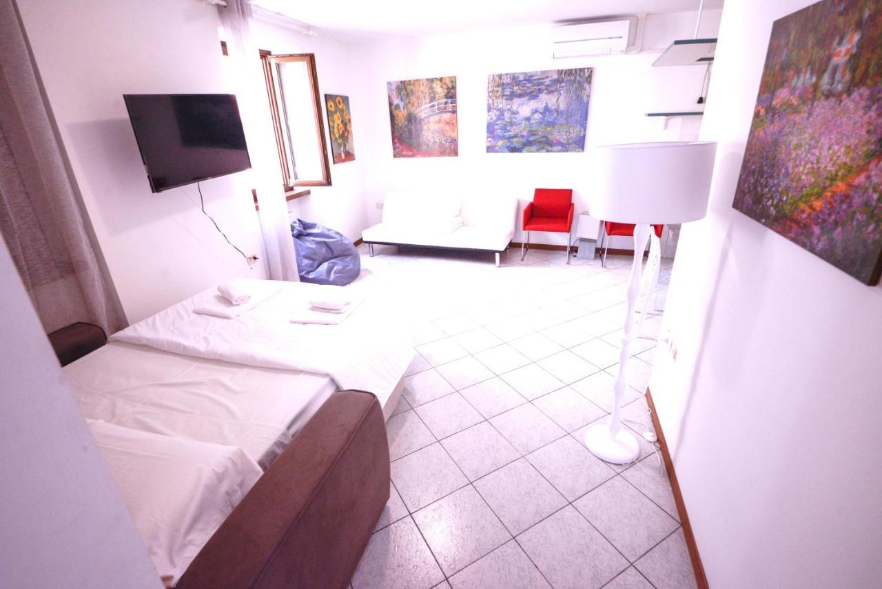 1Dest - Best Location Riva del Garda Bagian luar foto
