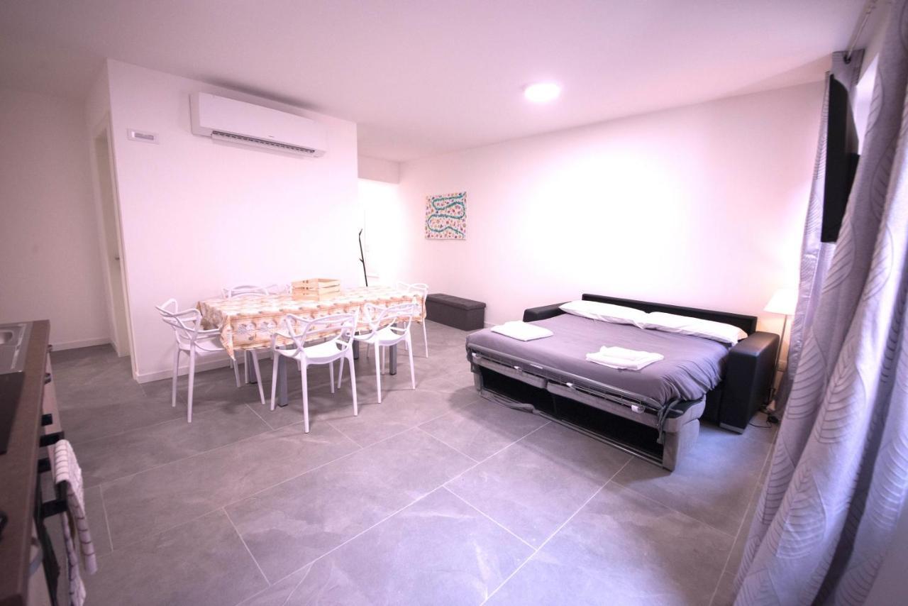 1Dest - Best Location Riva del Garda Bagian luar foto